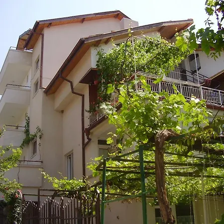 Vania Guest house